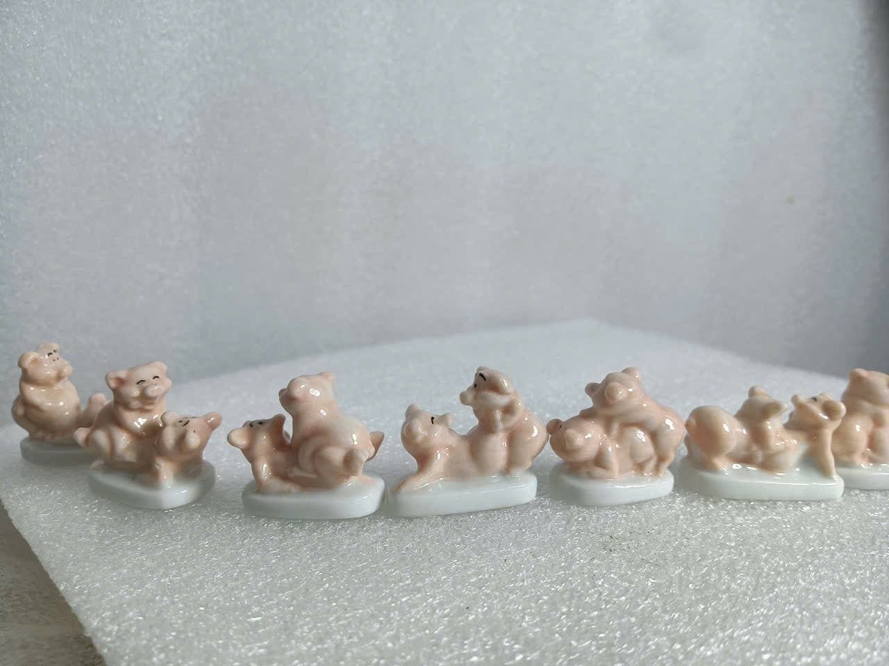 Vintage Miniature Pink Ceramic Piggy Figurines - Collectible French King Cake Charms
