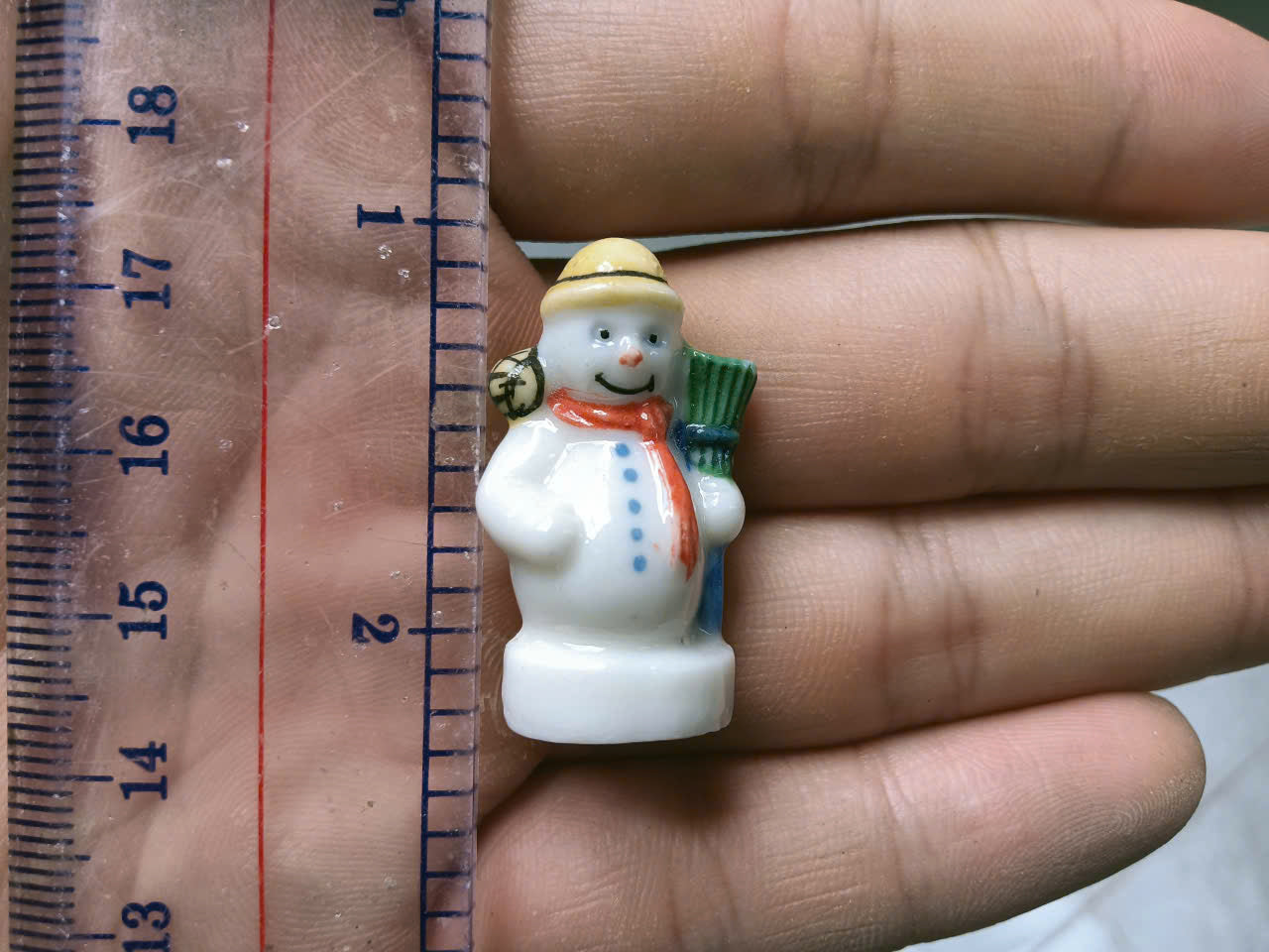 French Fève Miniature Porcelain Santa Claus Figurine – Individual Collectible Christmas King Cake Charm