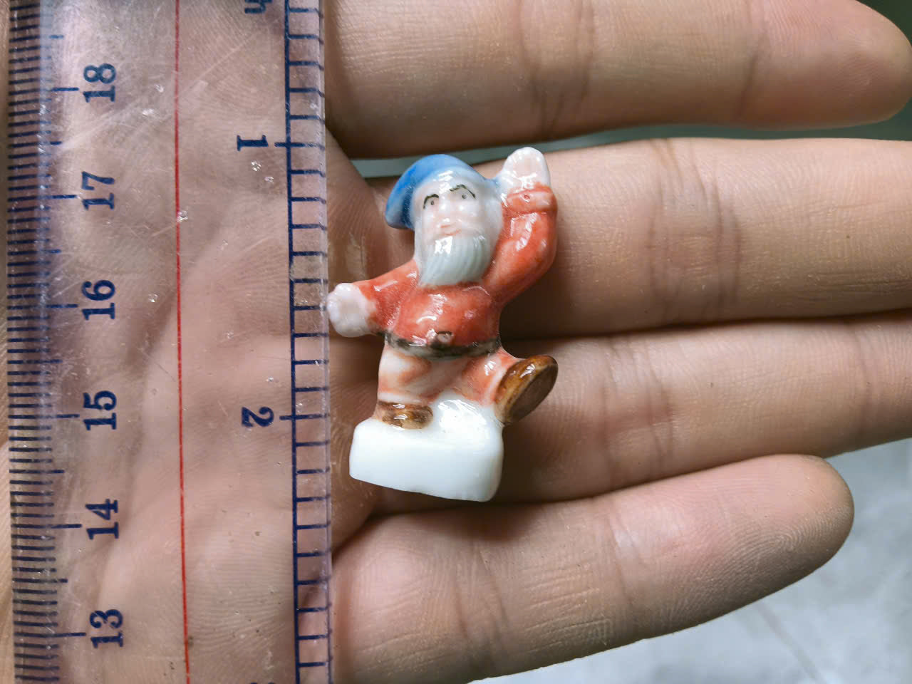 French Fève Miniature Porcelain Santa Claus Figurine – Individual Collectible Christmas King Cake Charm