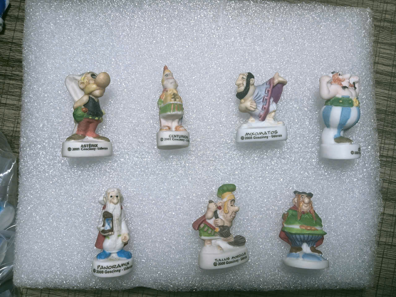 [Pick Your Own] Vintage French Fèves Porcelain Asterix & Obelix – Miniature Comic Book Characters