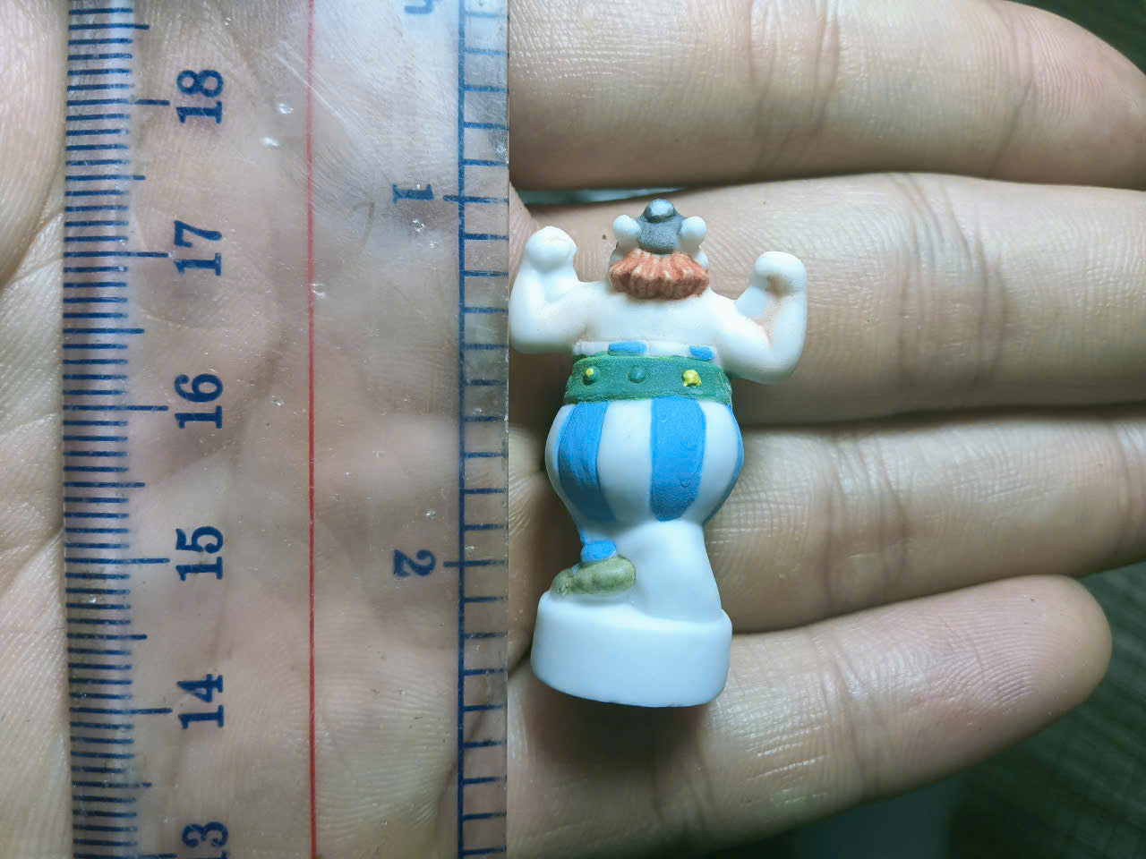 [Pick Your Own] Vintage French Fèves Porcelain Asterix & Obelix – Miniature Comic Book Characters